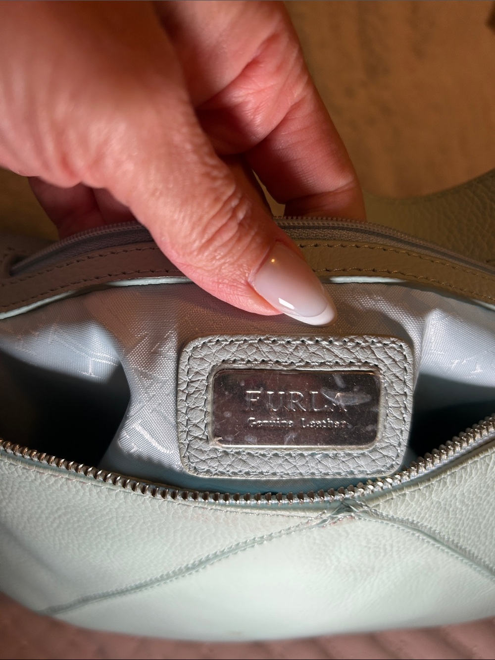 200. Furla Mint Green Pebbled Leather Hobo Bag with COA - Picture 8 of 12